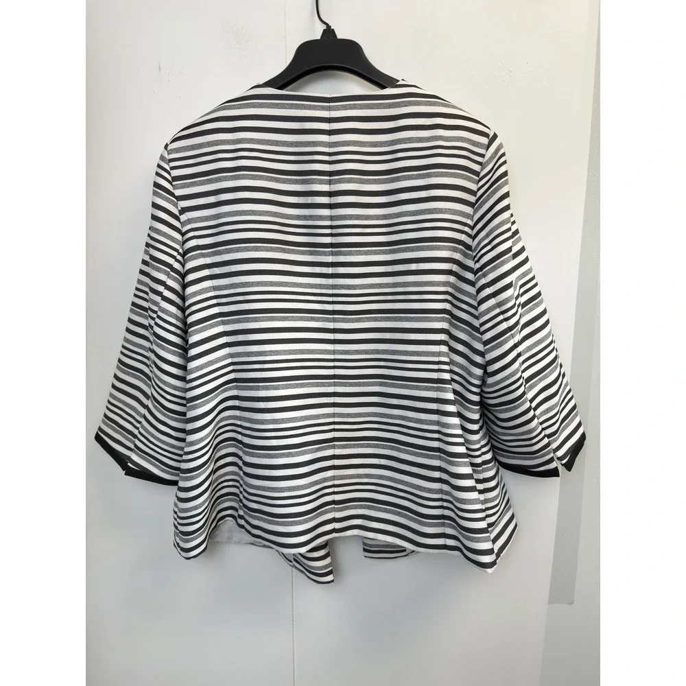 Danillo‎ Women's Plus Sz 20W Blazer Jacket Black White Lined Button Up Striped